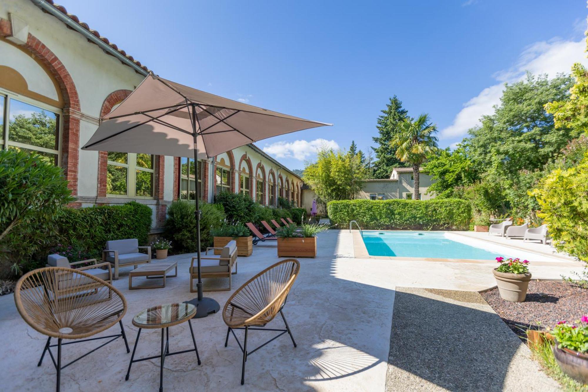 Hotel Les Bellugues Saint-Jean-du-Gard
